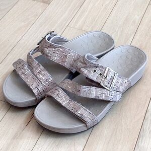 Vionic Pacific Rio Tan Gold Cork Adjustable Strap Platform Sandals, women’s 9